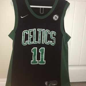 Kyrie Irving jersey